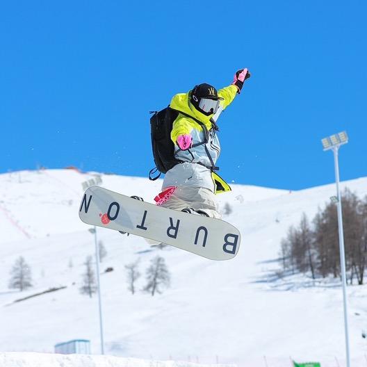 禾木滑雪的小苏哥 开民宿的