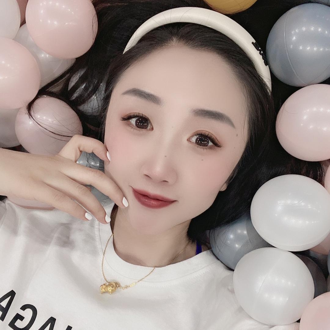 萌家依橱