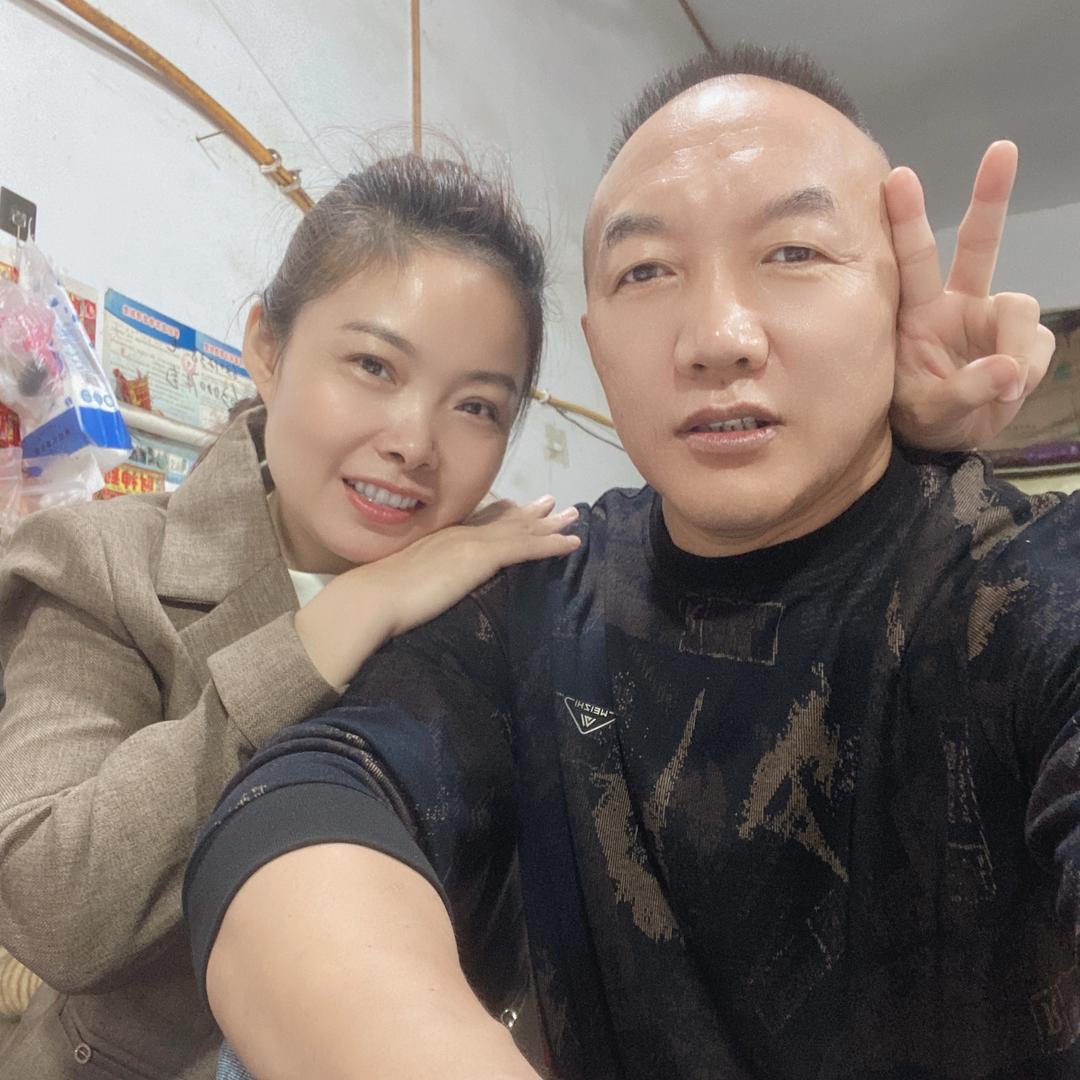 雷三哥鲜肉饼现做现卖