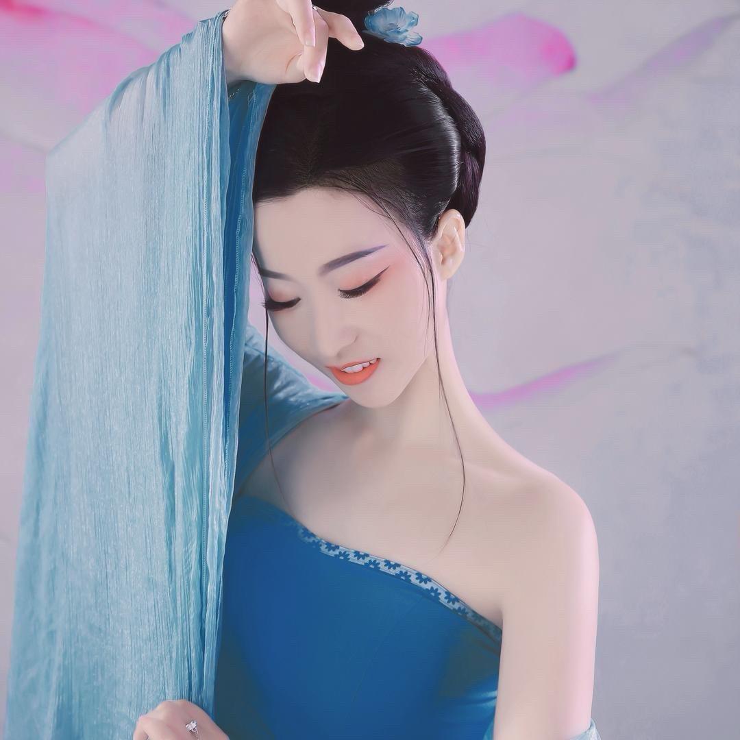 吕行舞蹈（西瓜儿）