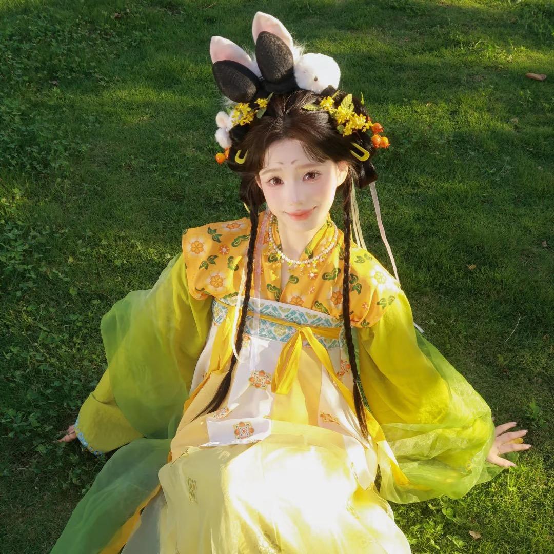 \(//∇//)\饱宝
