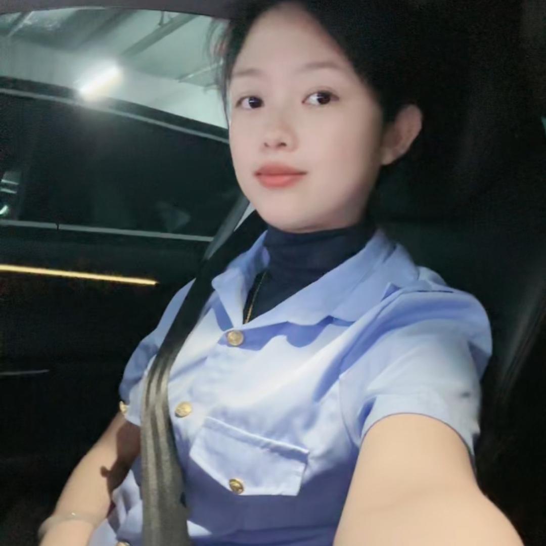 小妍汽车年捡