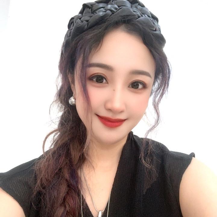 关盼女装