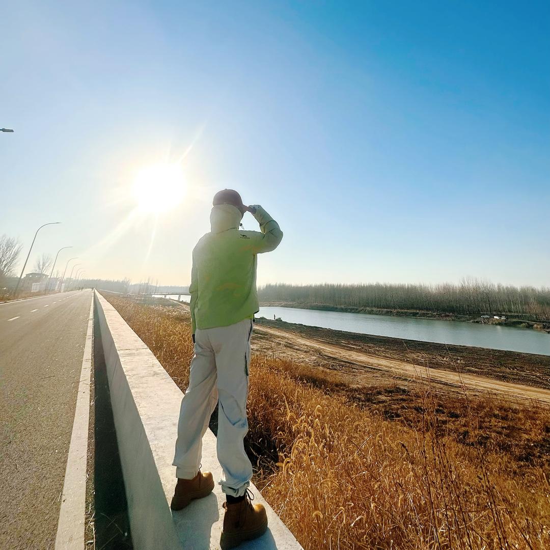 L..……………………