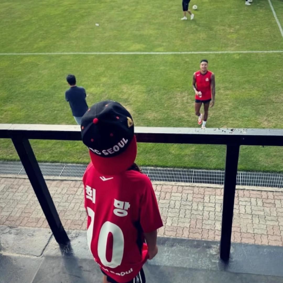 碎冰冰.