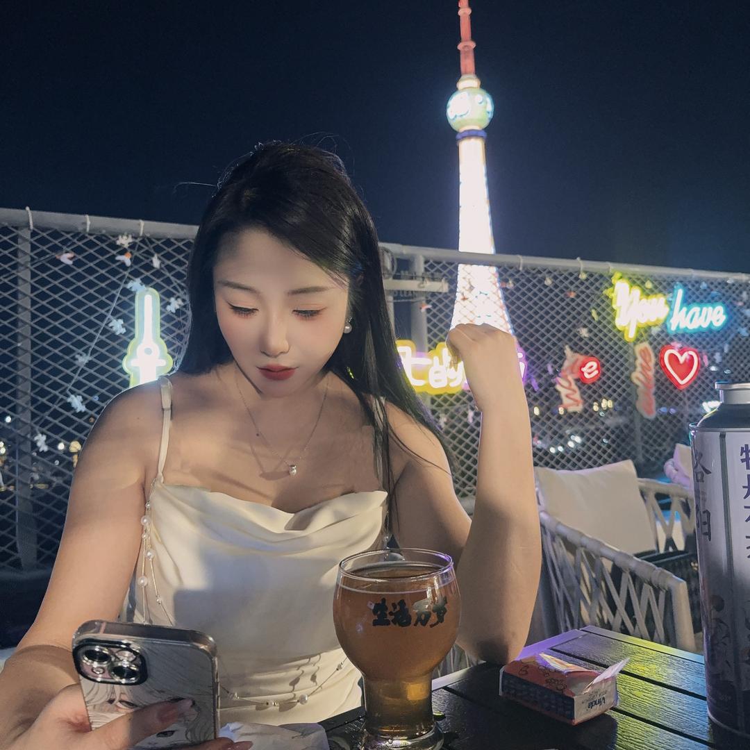 姜南（原始部落酒吧）