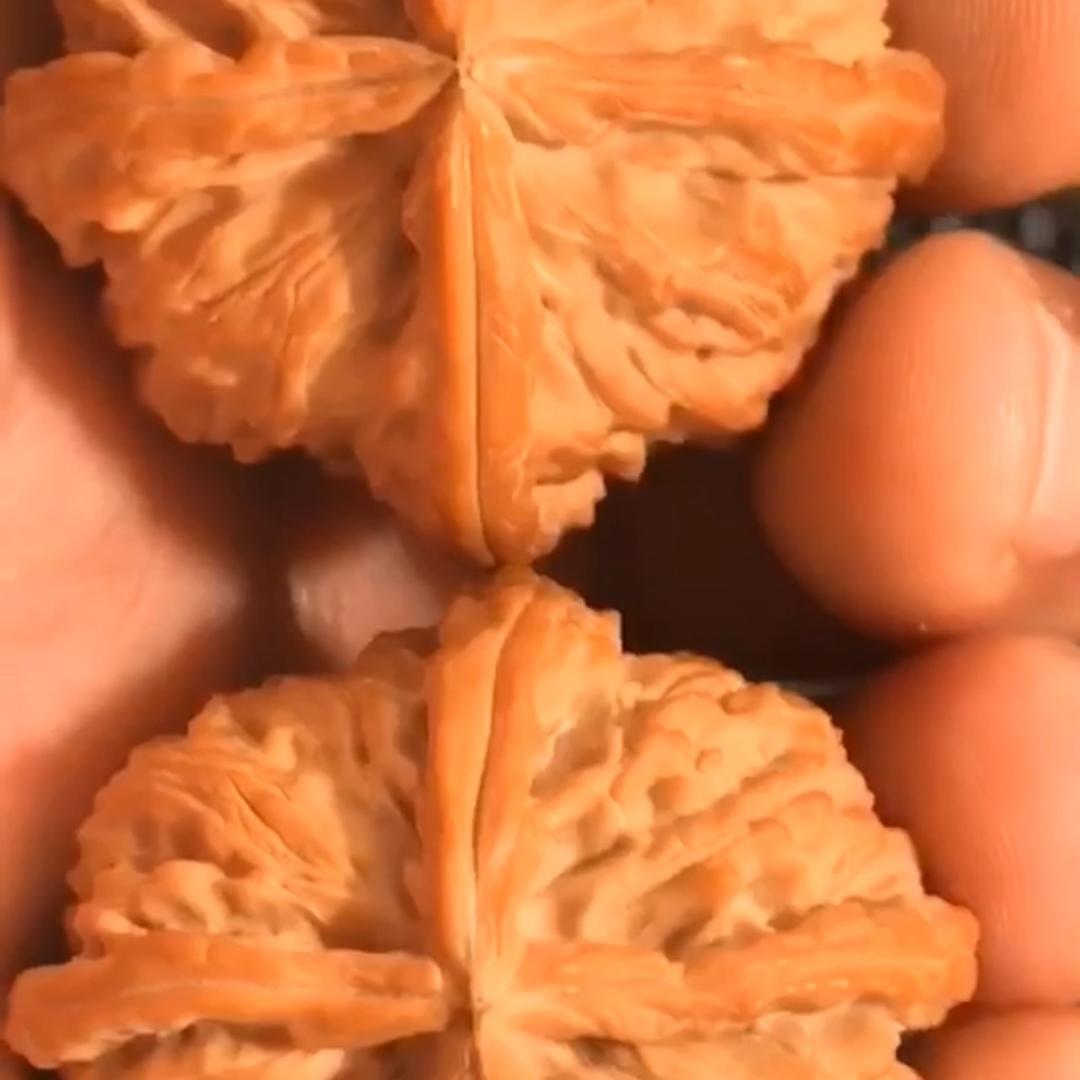 金玉文玩核桃