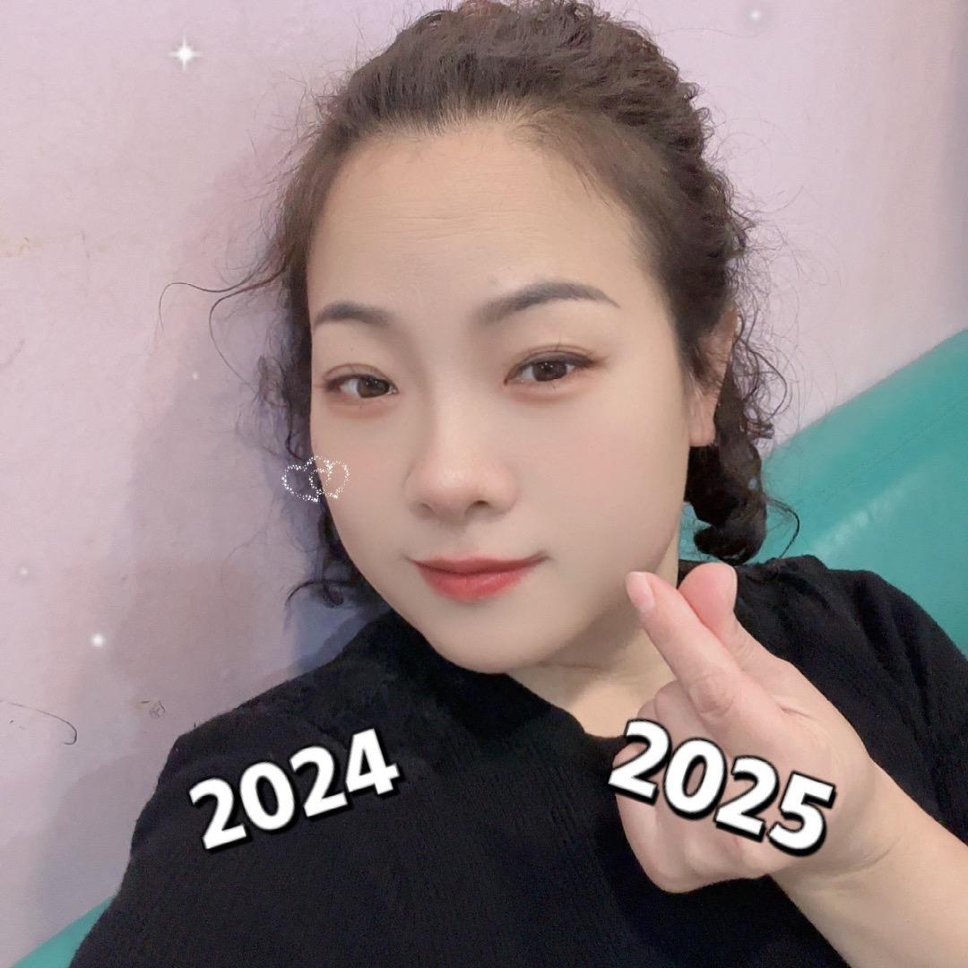 上蔡二中 鞋8女装店