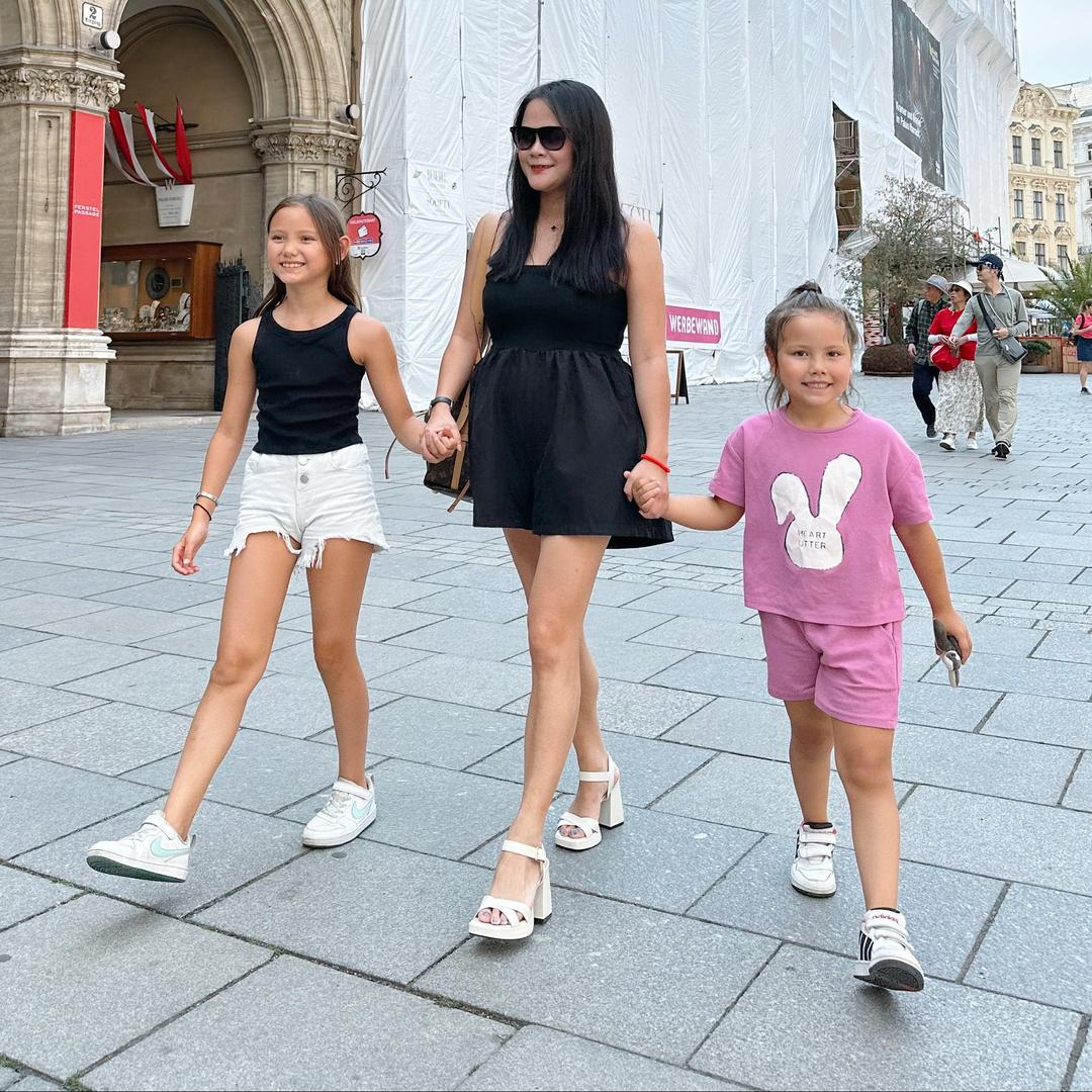 混血两公主（在奥地利）@抖音