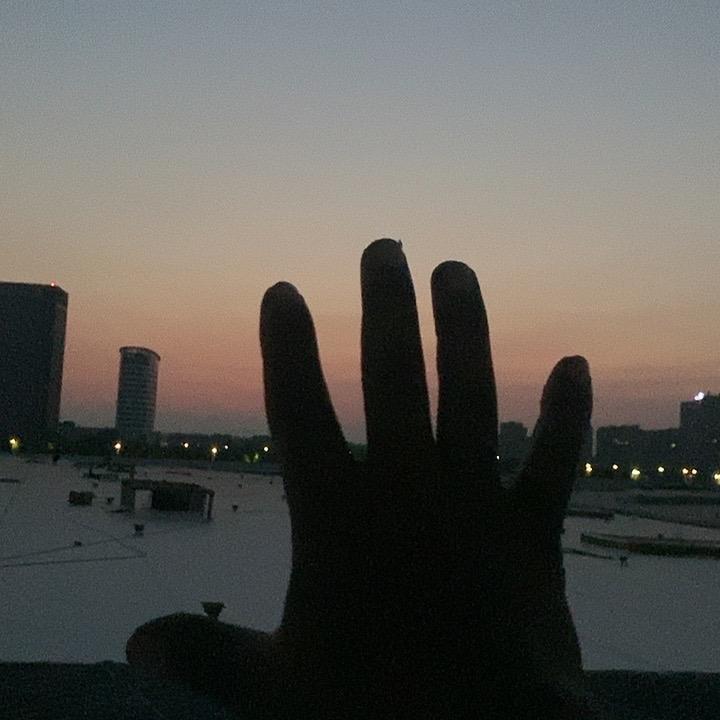 小跳🐸