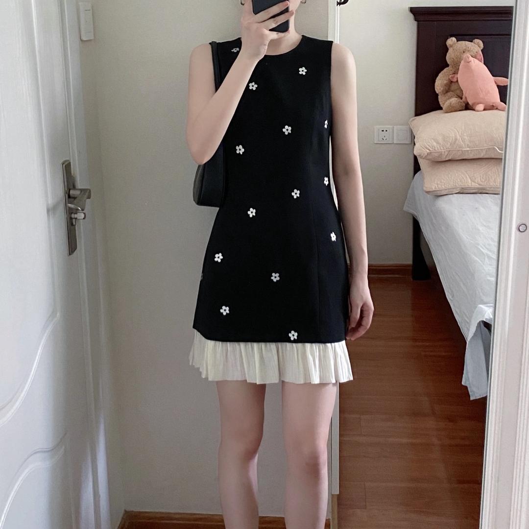 南油淇淇服装店