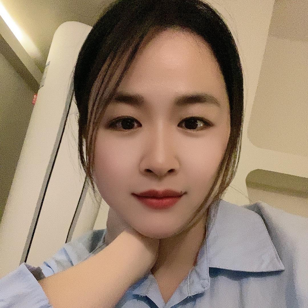 猴妞