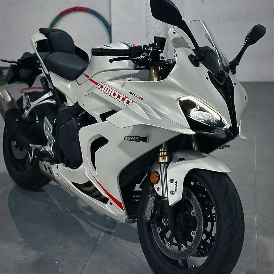 老吴说车   机车俱乐部