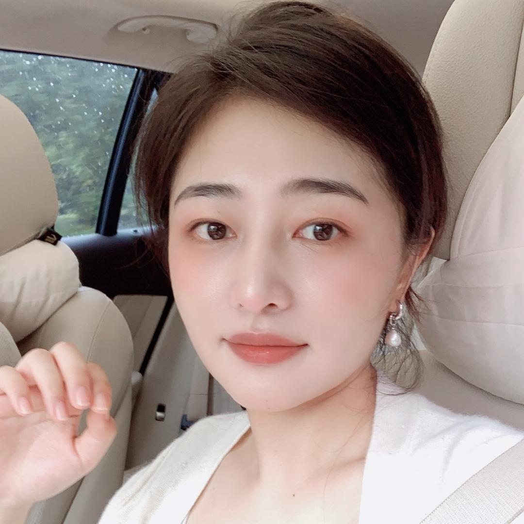 卖茶叶的小依娘