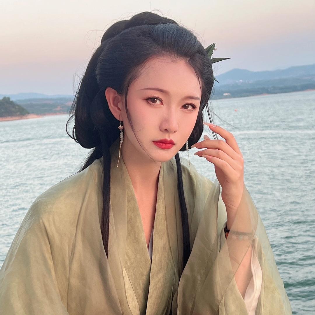 小琪有礼了