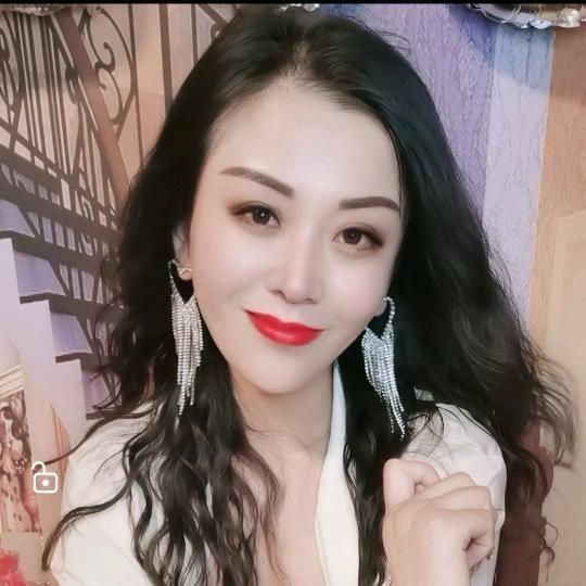 妖娆的茶菲