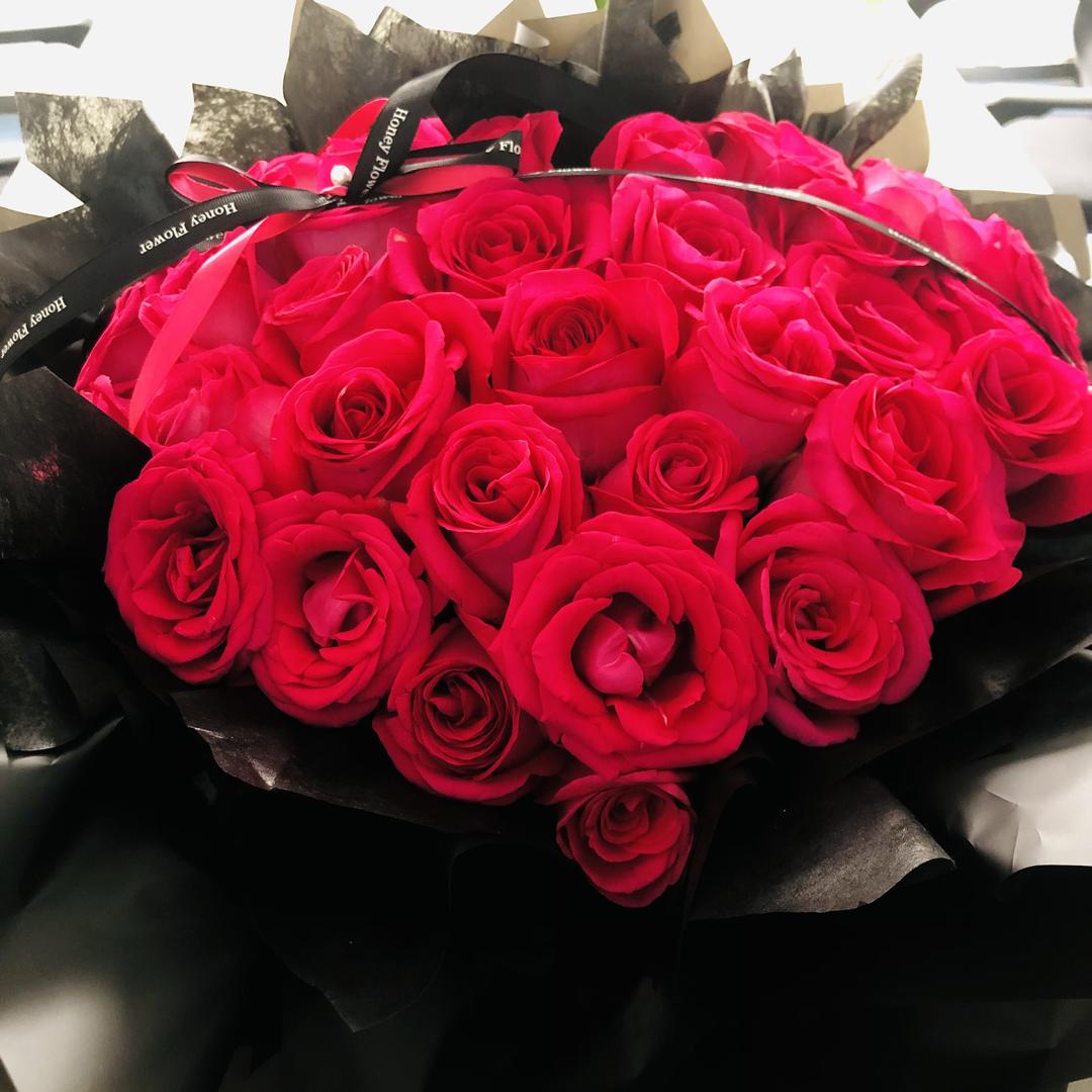 荣姐儿服装工厂店