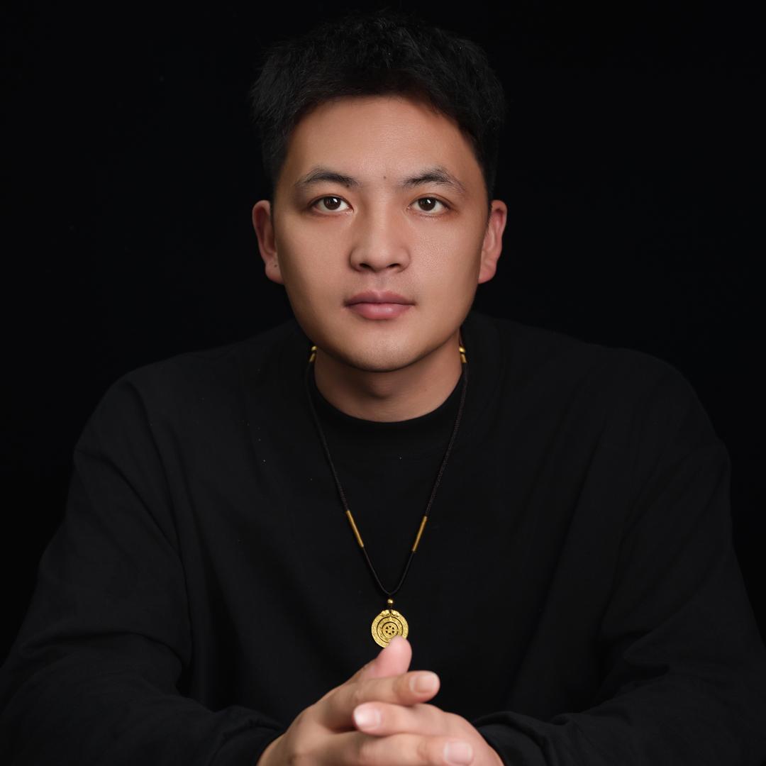 丽江太古喜辰摄影主理人-雷哥