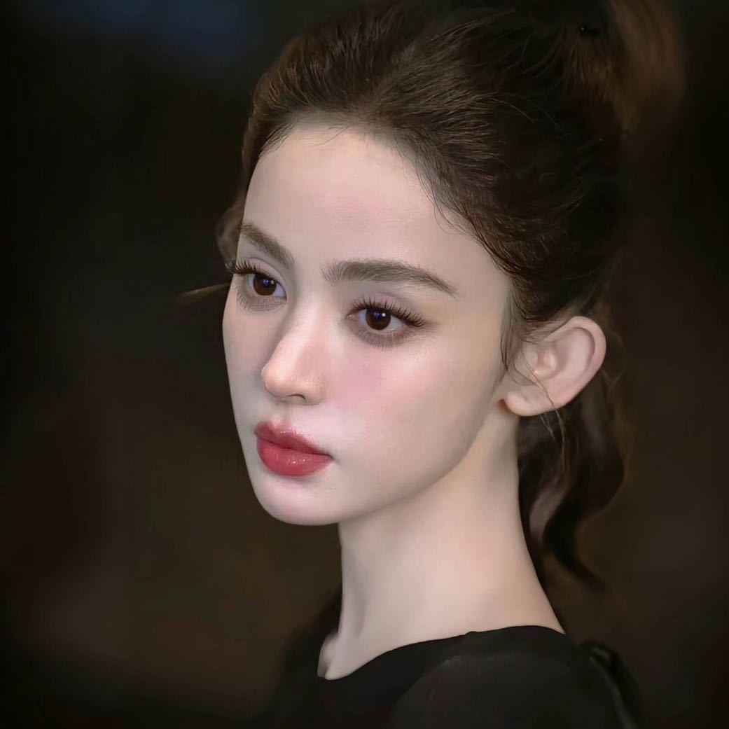 Una