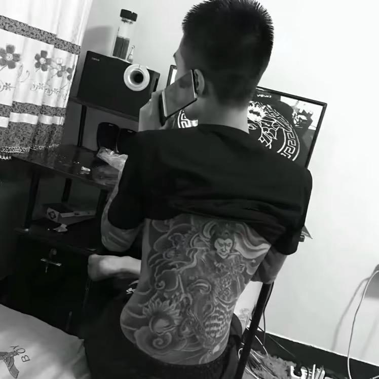 ㅤㅤㅤㅤㅤㅤㅤㅤㅤㅤ ㅤ刀