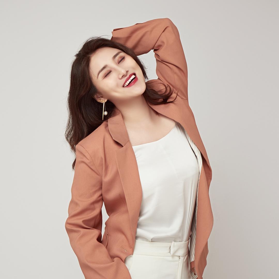 国标chacha王老斯（骨折恢复中）