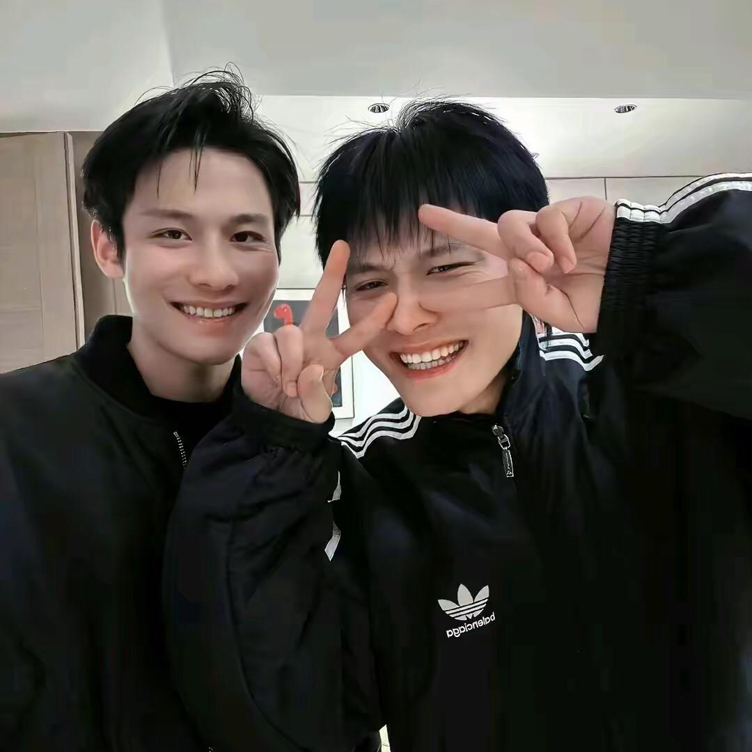 疯狂小杨弟（三只羊mcn）