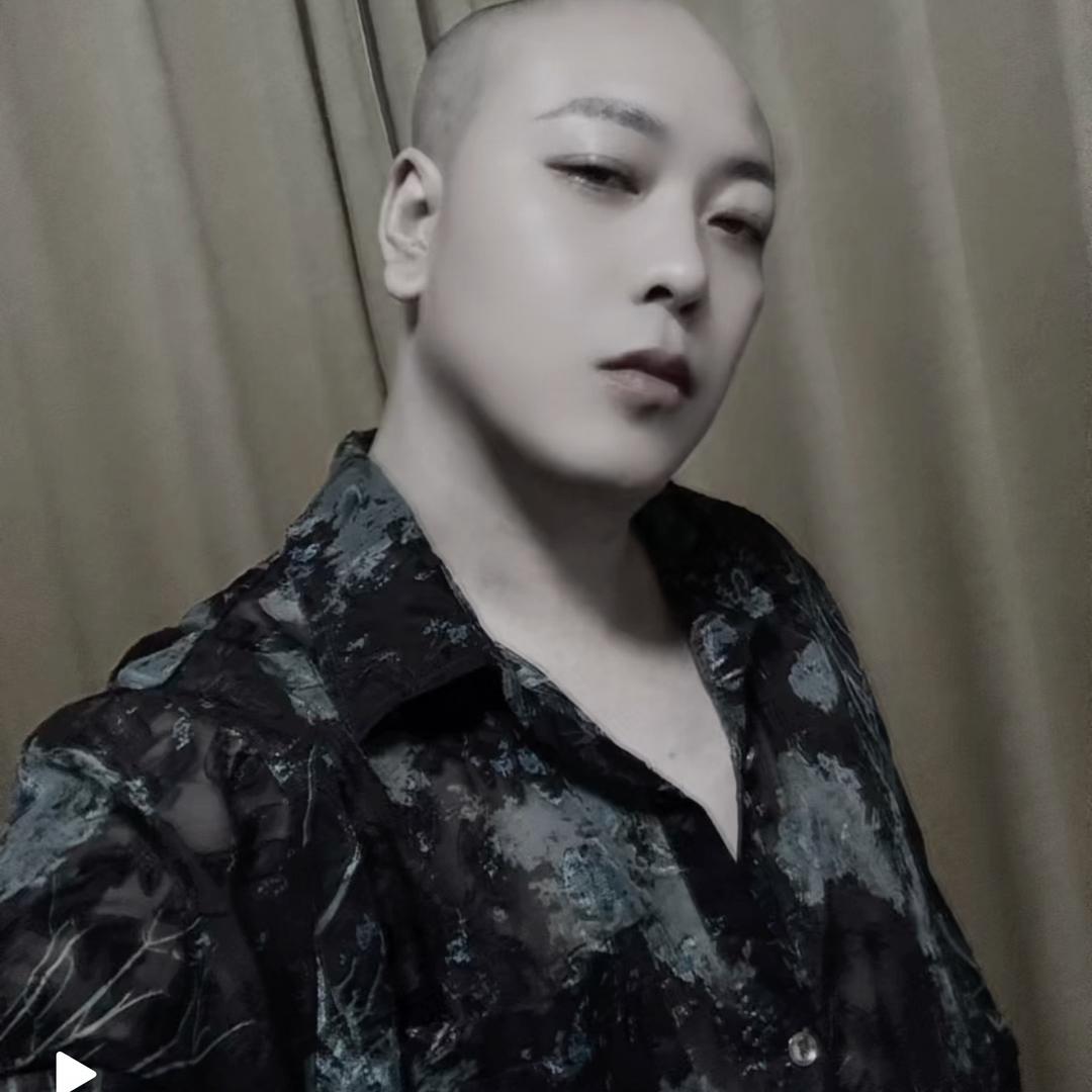 ༄ 不 羁 的 风 ࿐🖤