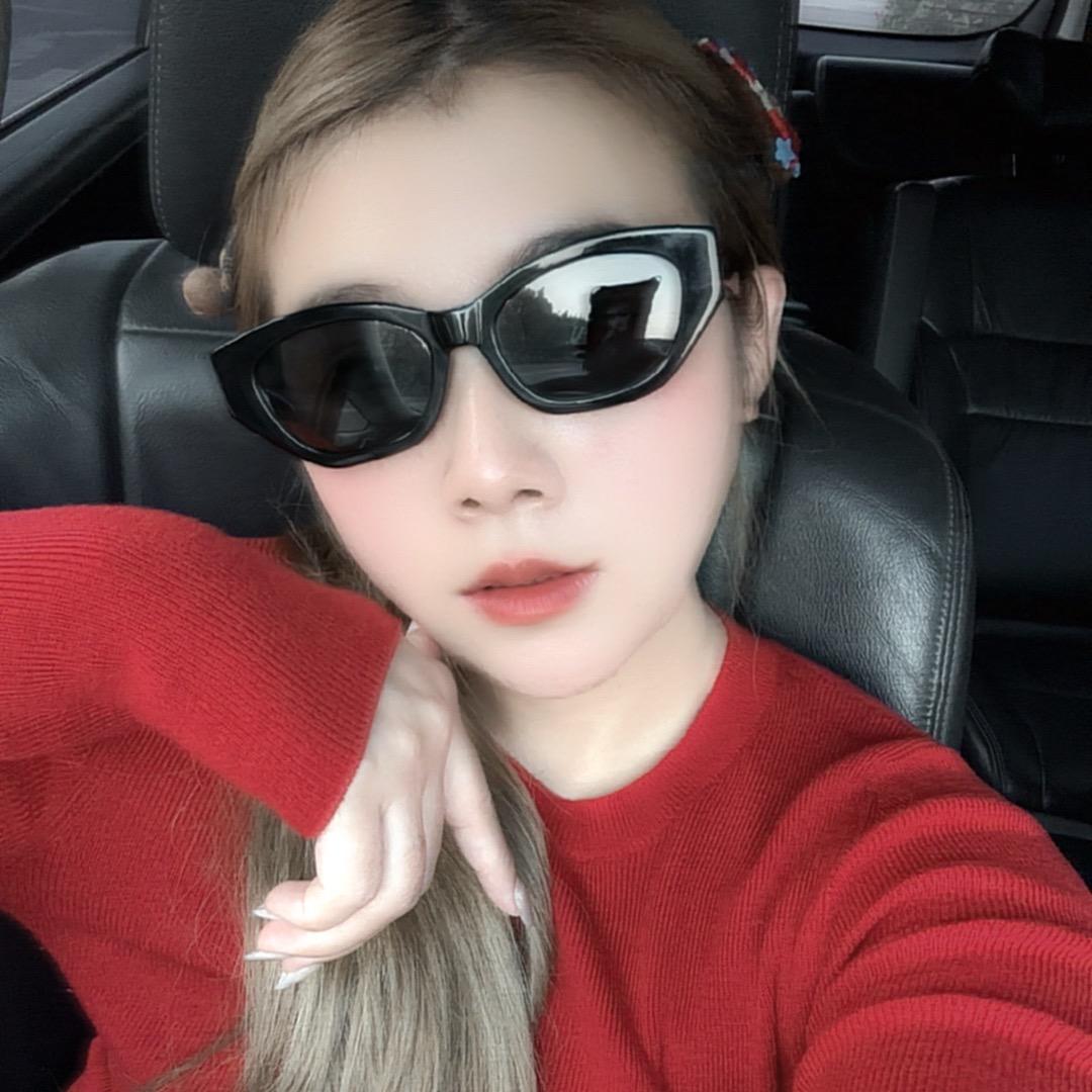 “老铁💪🏻拿铁☕️”