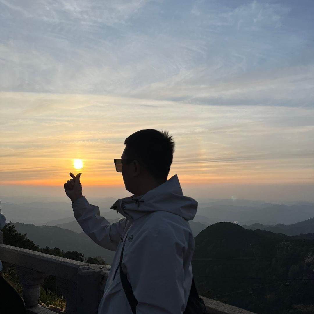 峥嵘 岁月