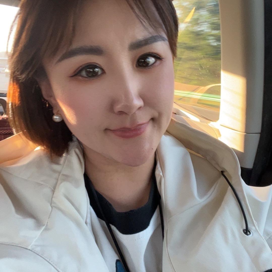 宽甸雷百万的烤肉店暖姐