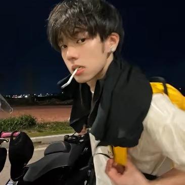 王珯獅
