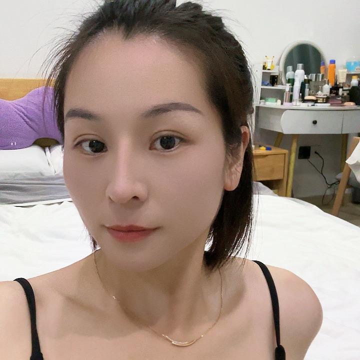 燕 子٩(˃̶͈̀௰˂̶͈́)و