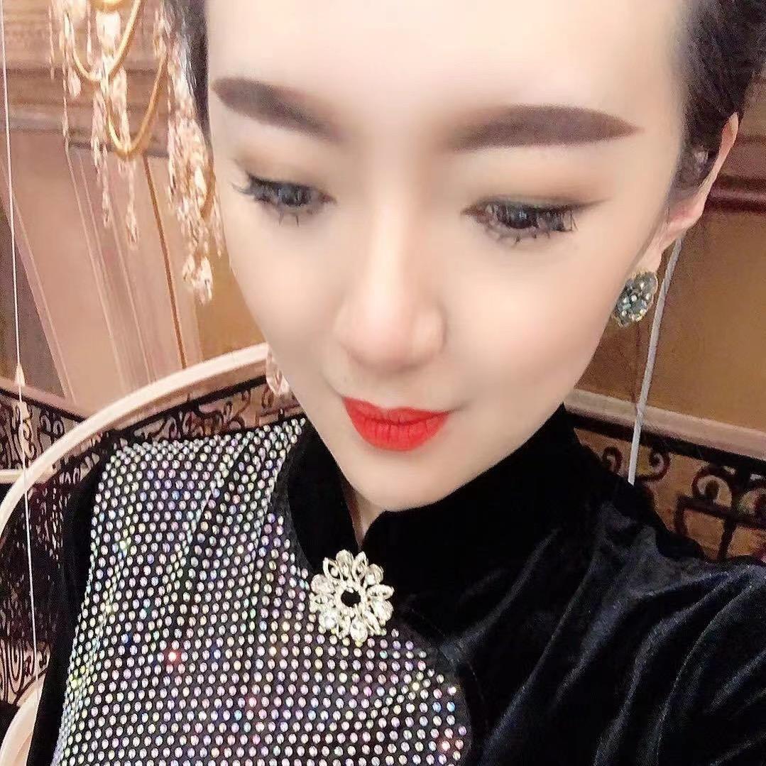 领美和韵高级女装定制工厂店@抖音