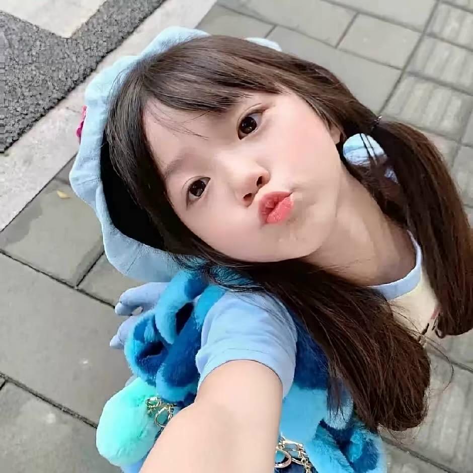付美.