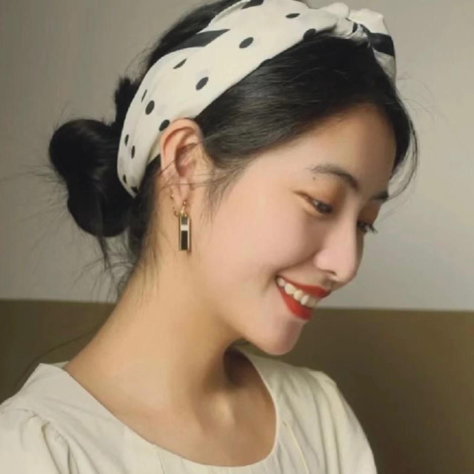 暴躁美少女