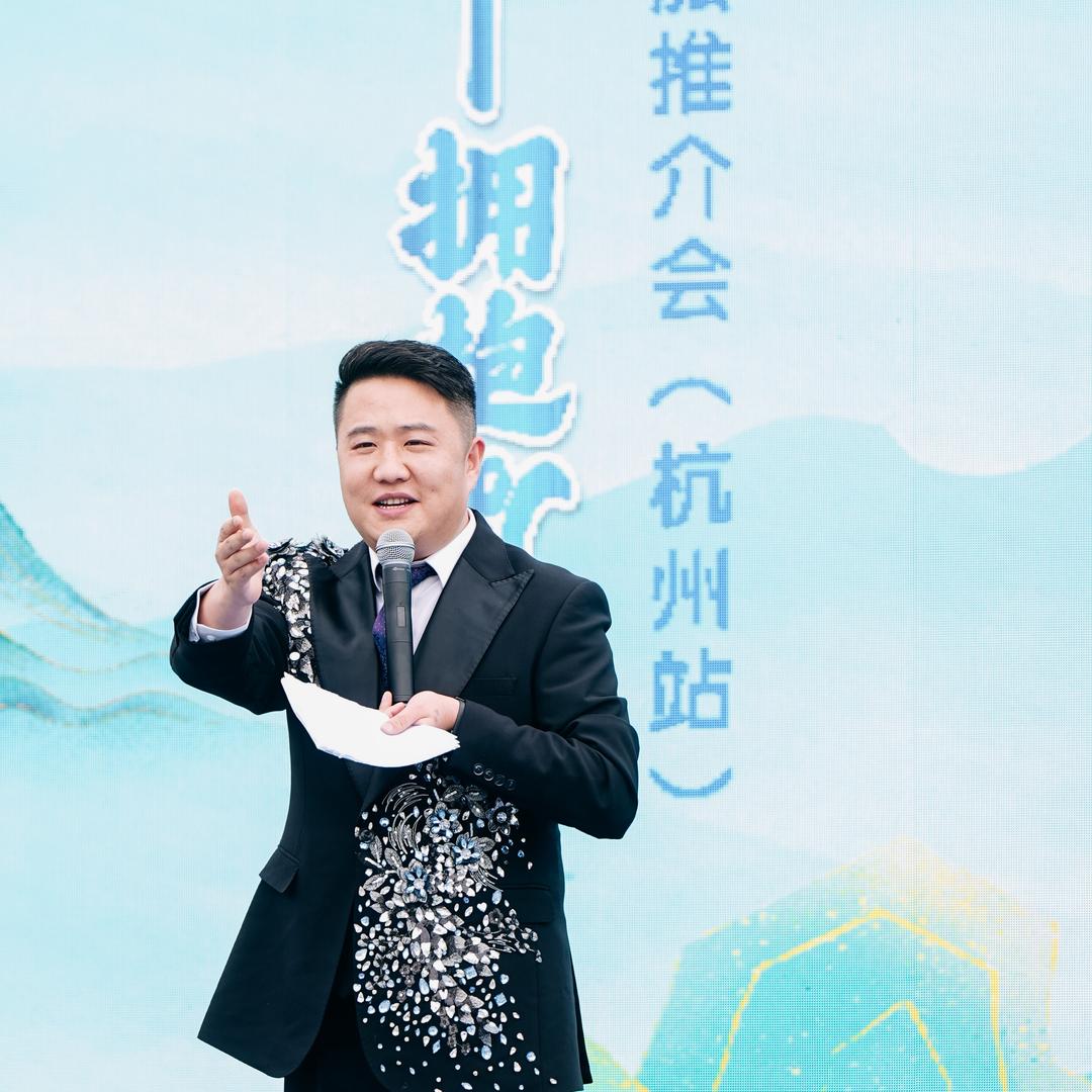 陈不住气
