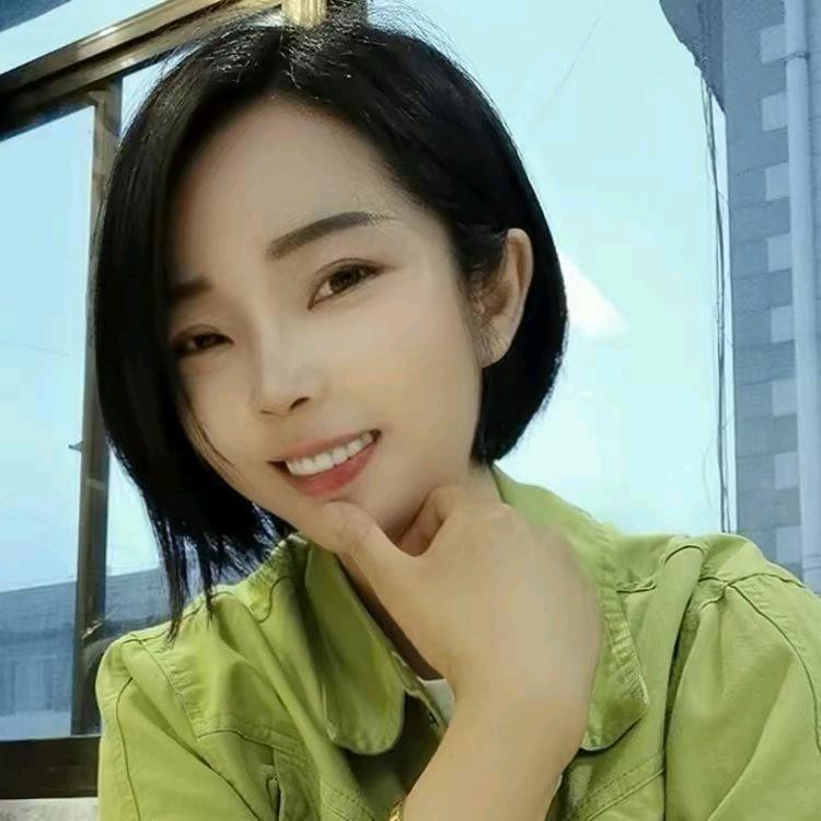 黄小琴