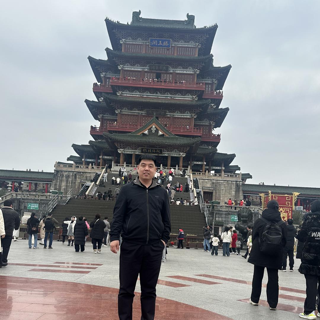 雄安实木家具滕惠民