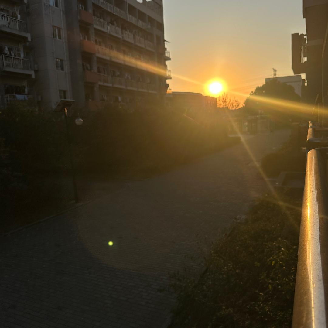 根号三
