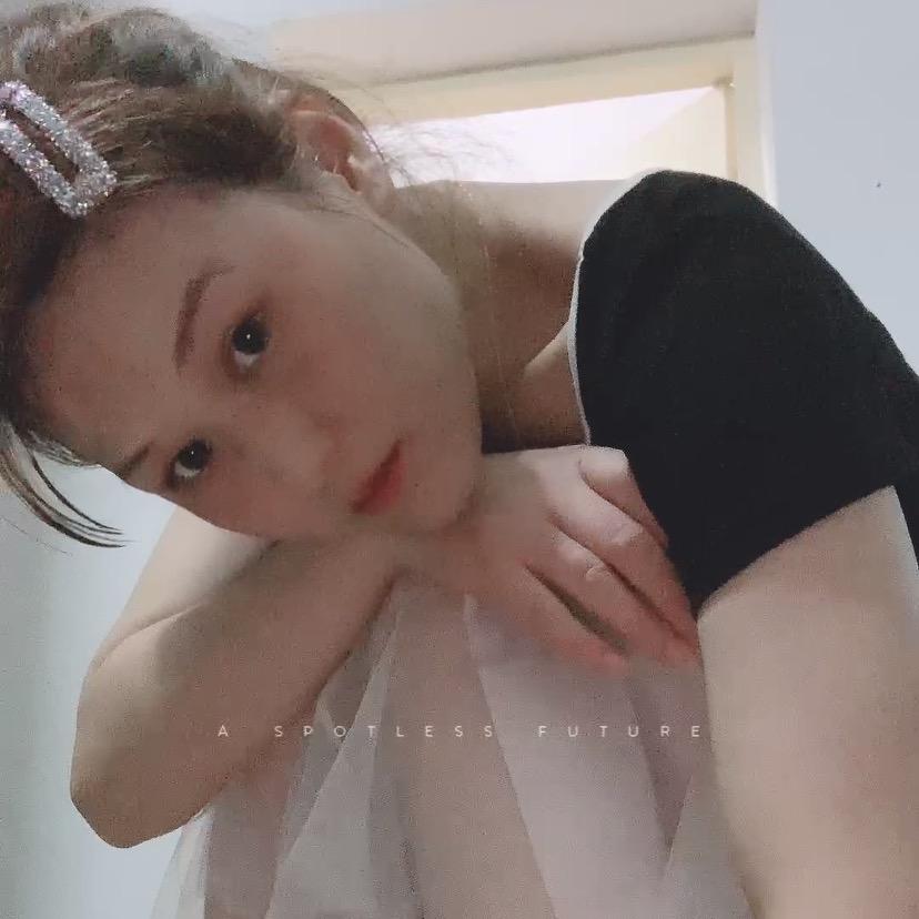 静静，