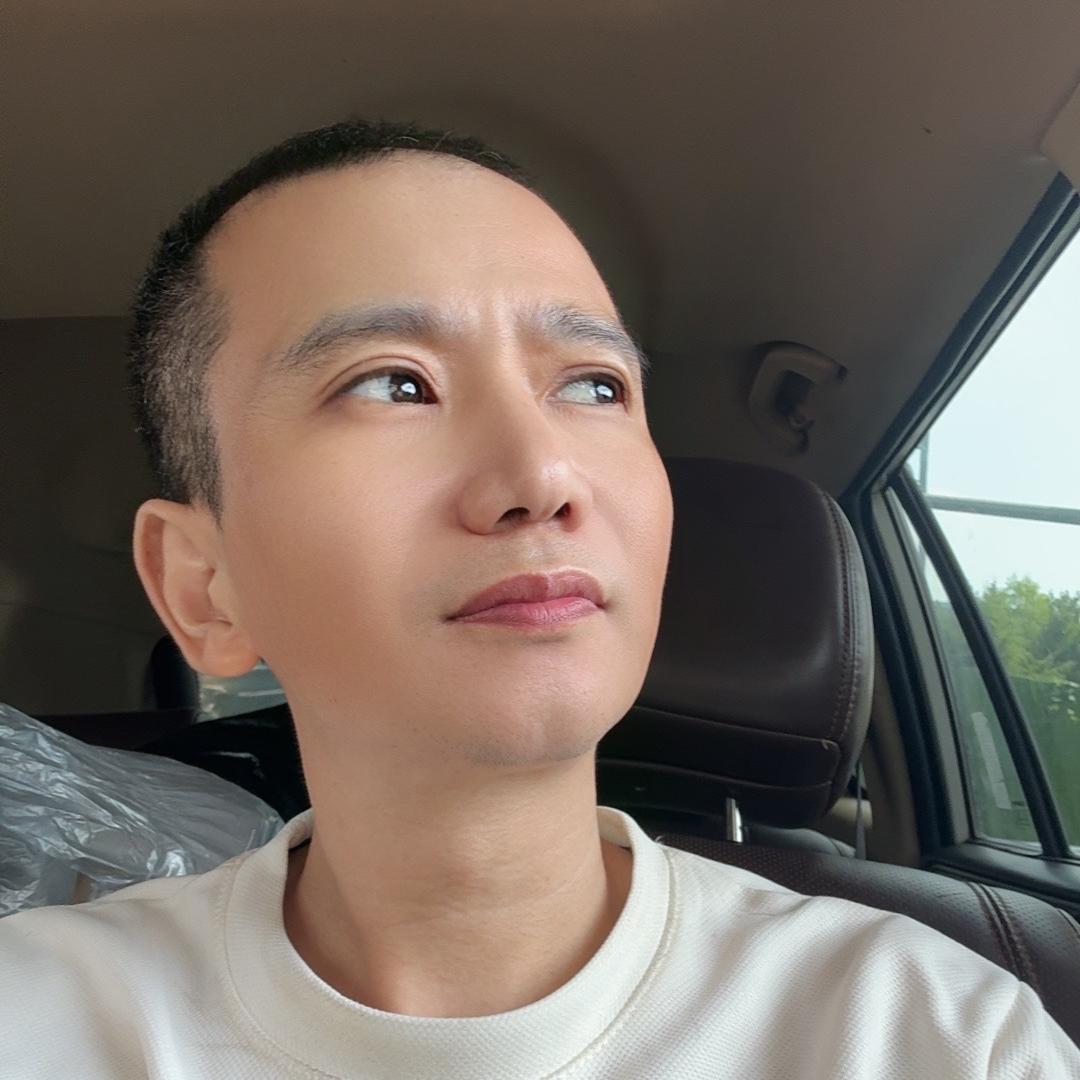 姐夫哥卖女装