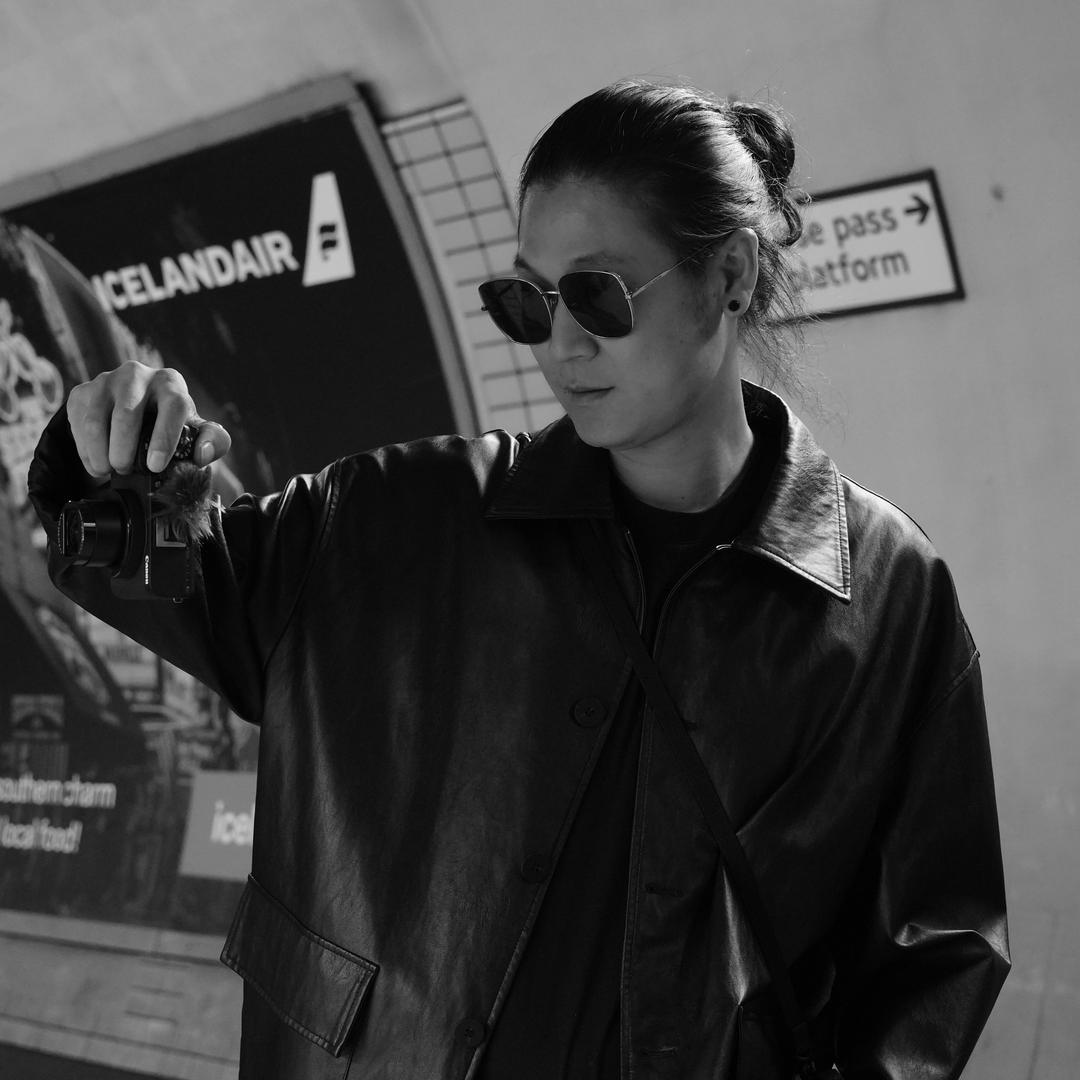 王新新（发型师英国游学）