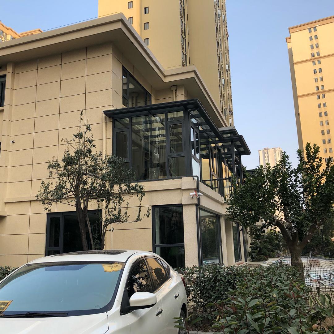 穷装小白（涵哥家）