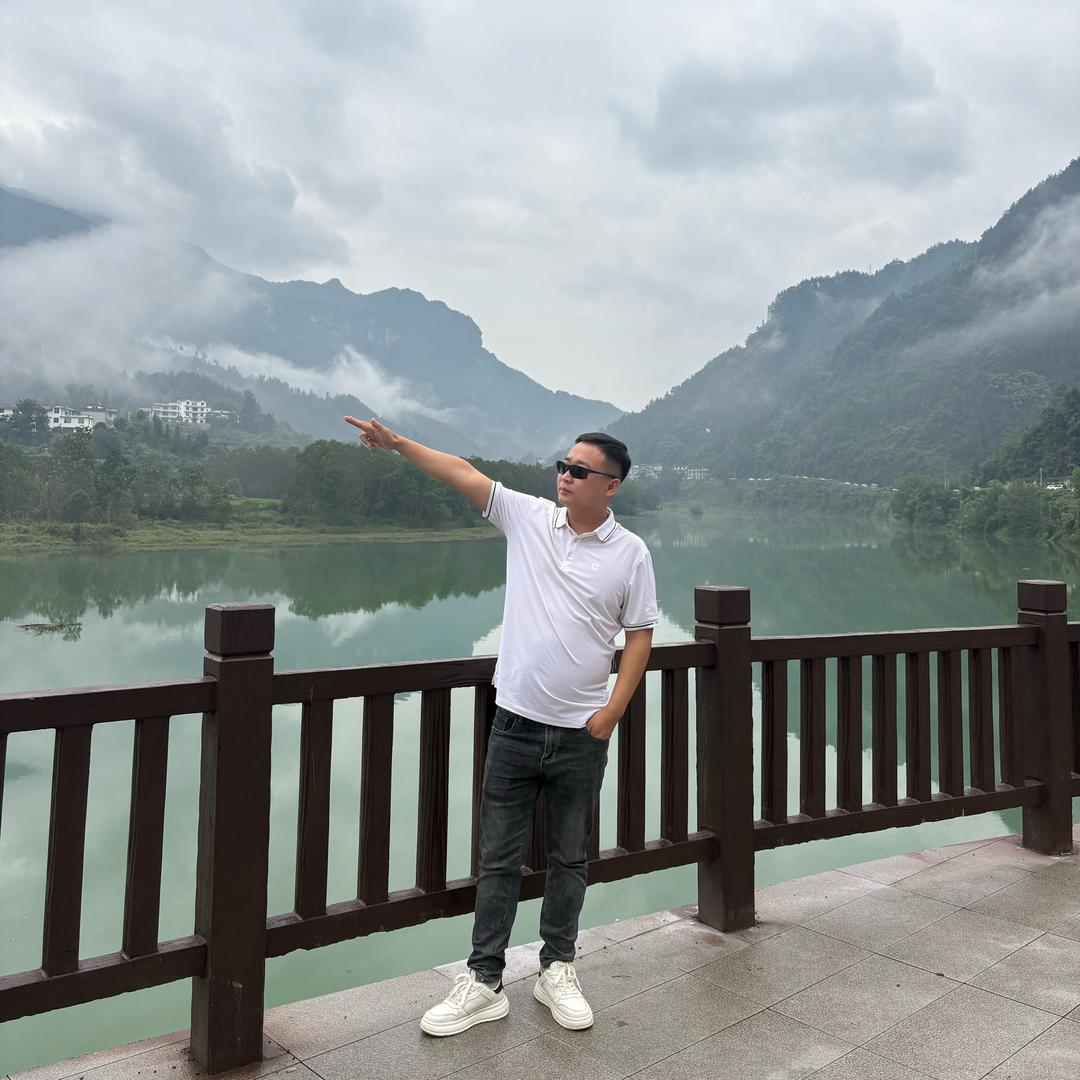 小杨爱唱歌