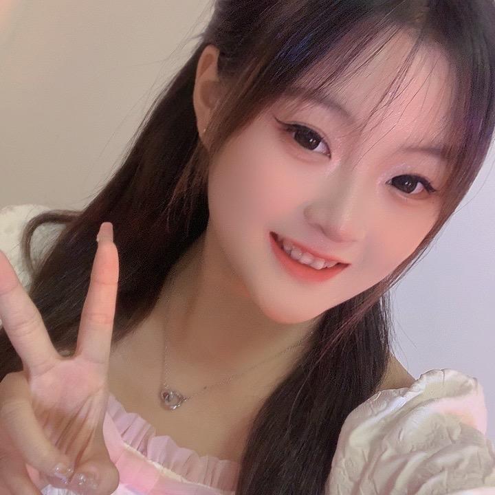 瑶瑶不爱吃香菜🐷