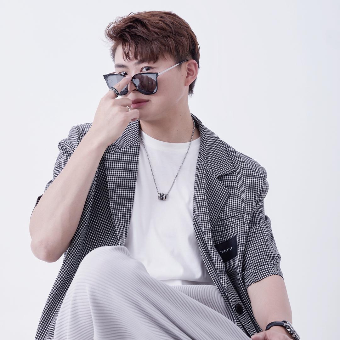 黄石脱壳造型康柏