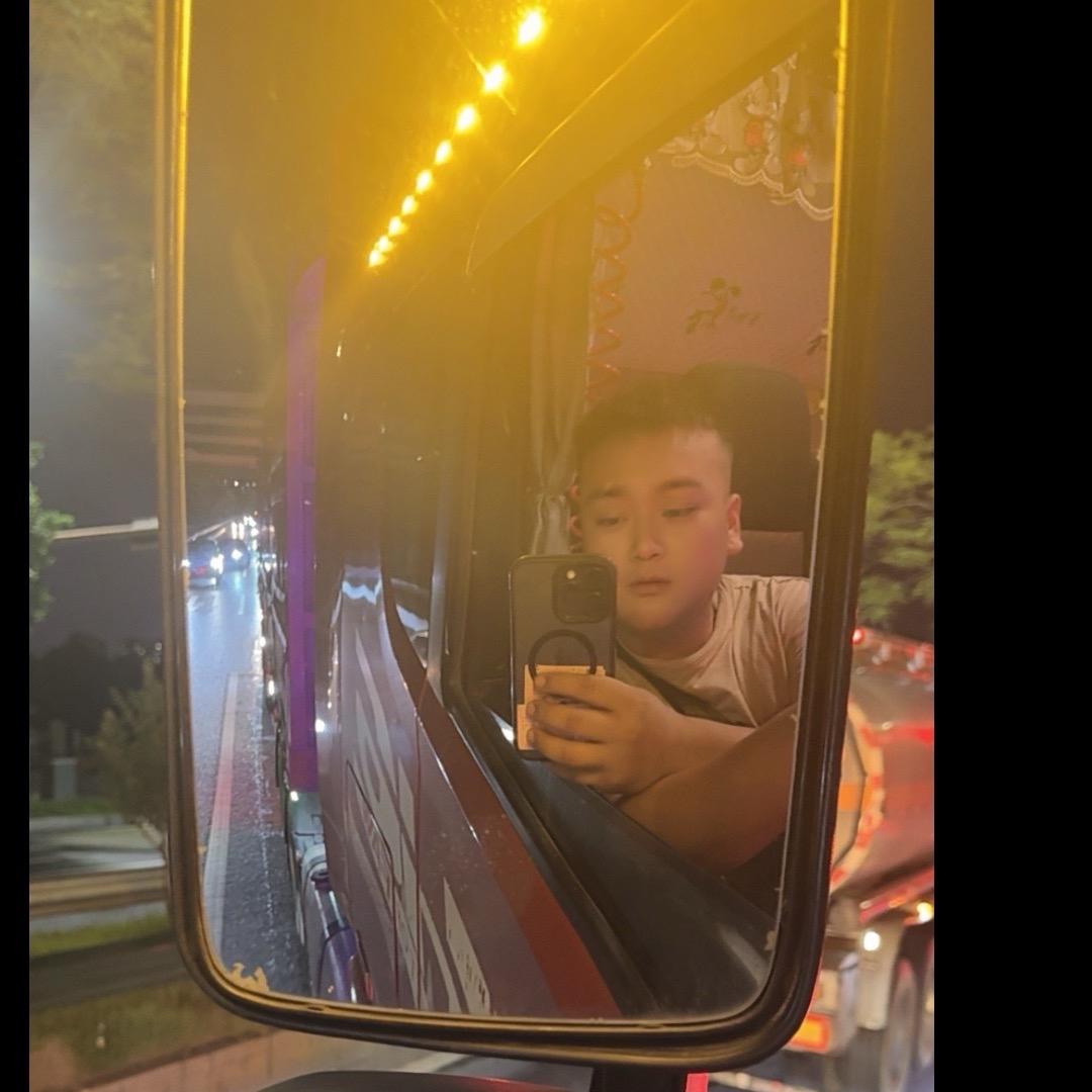 六缸机选手🚛