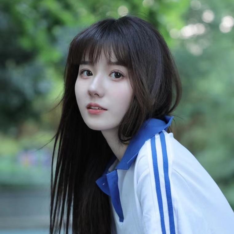 是安小七呀🌻
