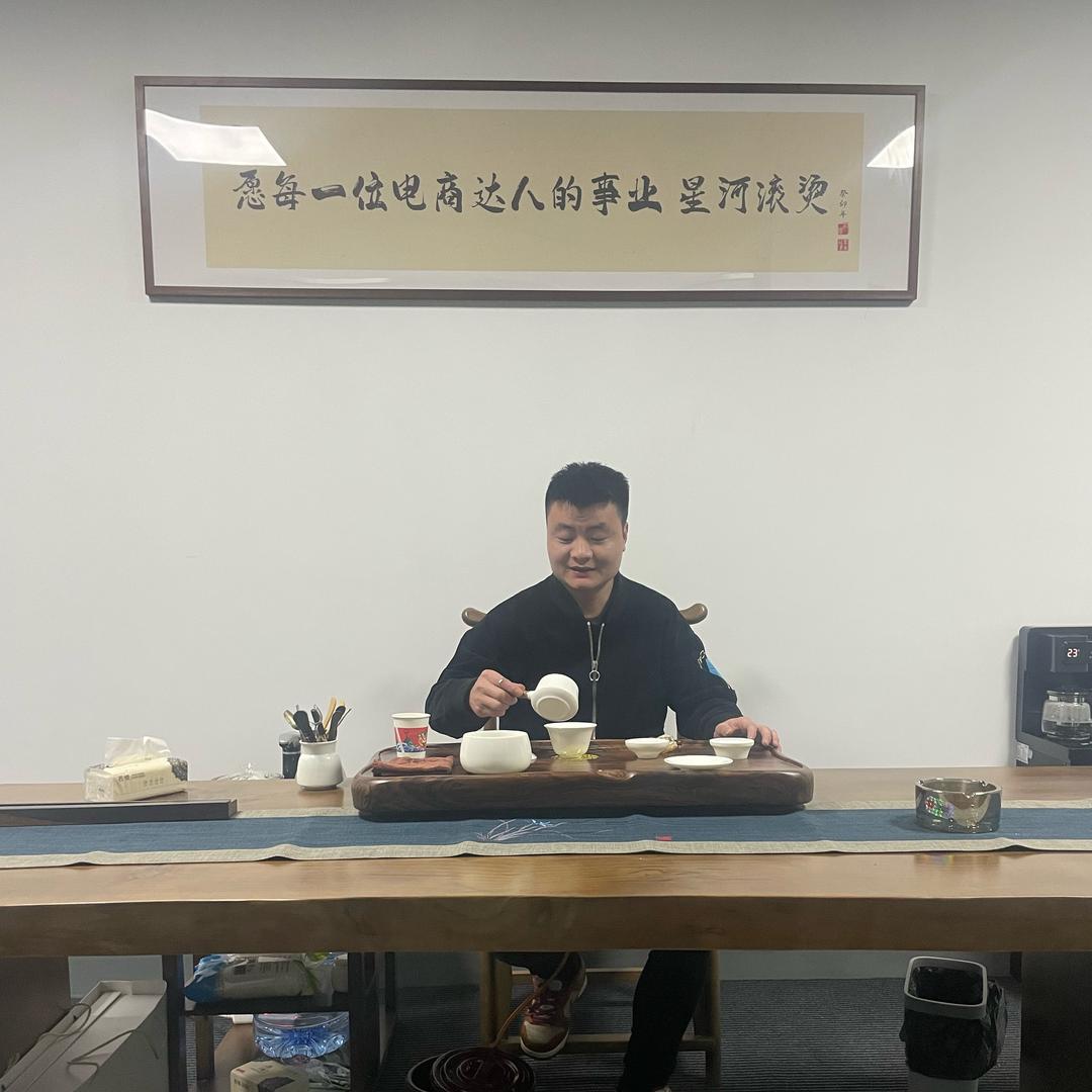 投影仪（发财猫电商）