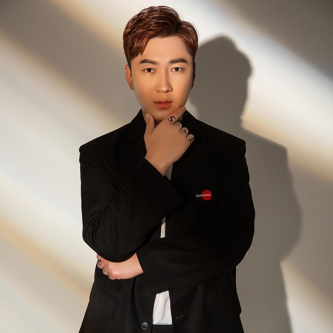 佘飞 专注质感烫发